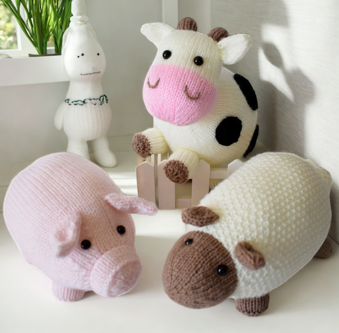 Little Animals Knitting Pattern